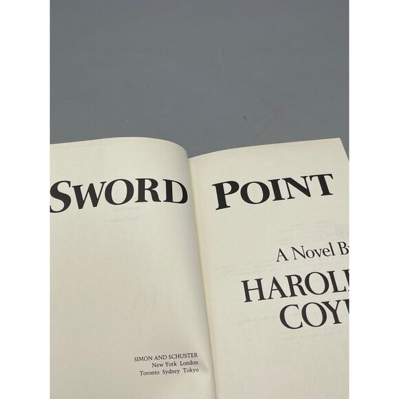 Sward point by Harold Coyle hardcover book dustcover simon and schuster READ - Picture 5 of 6
